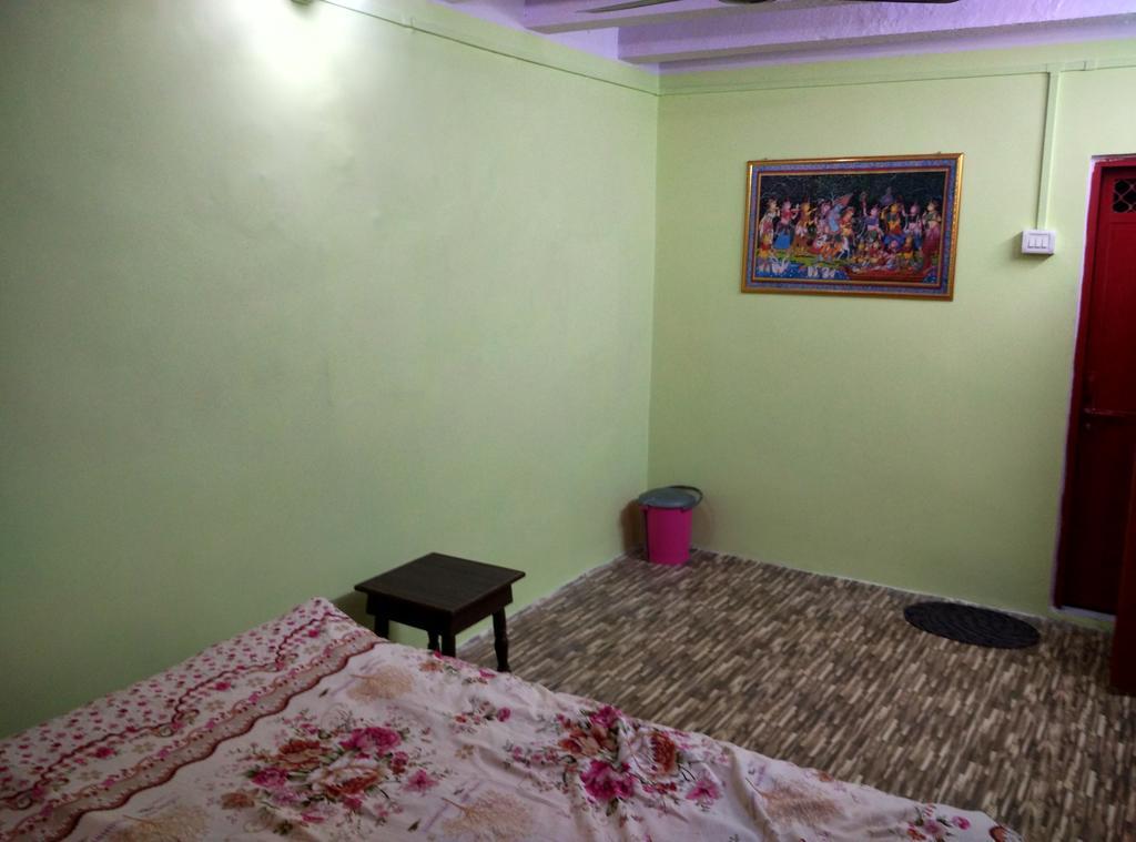 Radha Krishna Home Benares Buitenkant foto
