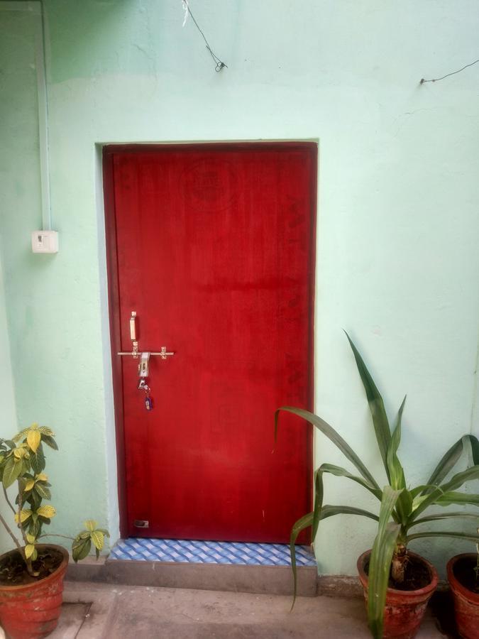 Radha Krishna Home Benares Buitenkant foto